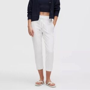Lululemon Dance Studio Mid-Rise Cropped Pant